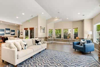 Resident lounge with complimentary wi-fi